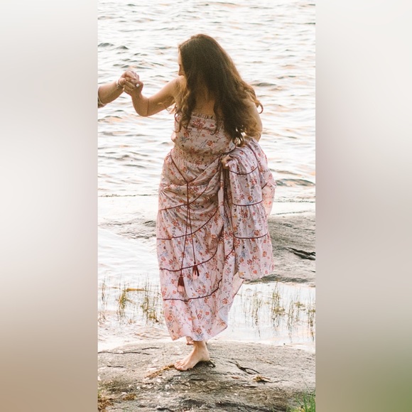 Playa Lucila floral dress - Picture 2 of 4